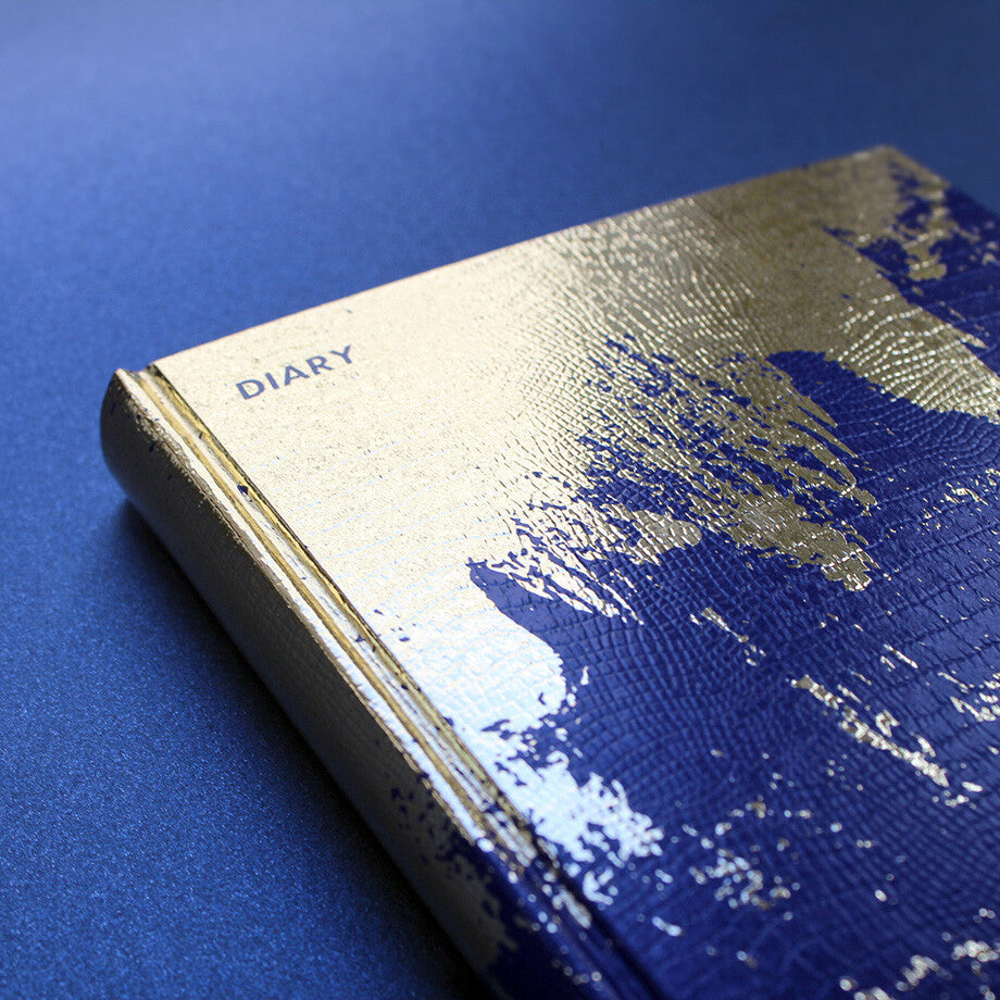 Dziennik na 3 lata 365 365 365 Ichikudo Printing granatowy ze złotymi zdobieniami